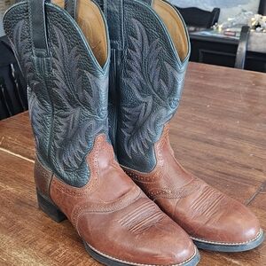 Ariat Men's Brown and Teal Cowboy Boots